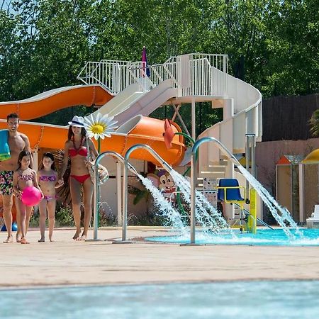 Camping Valras Climatise Hotel Serignan Bagian luar foto